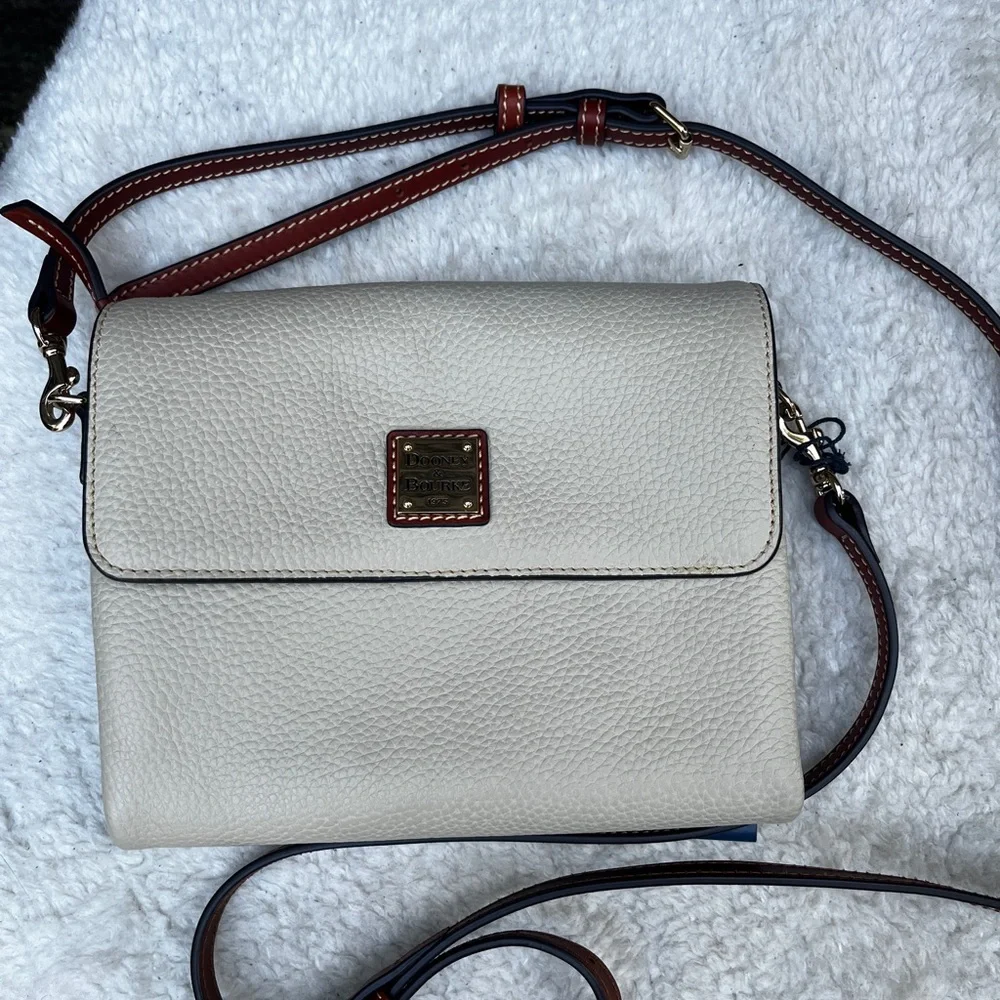 Dooney & Bourke Hunter Crossbody Bag in Bone - Picture 5 of 6